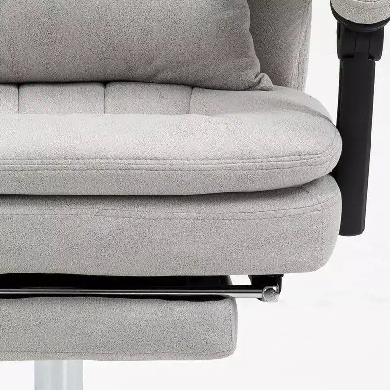 Executive Office Chair with Vibration Massage Microfibre Swivel Desk Chair Heated Reclining Computer Chair with Lumbar Support Pillow Footrest
