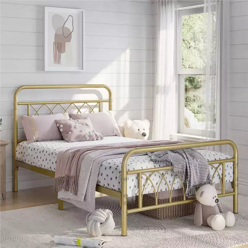 Yaheetech Metal Platform Bed Frame with Petal Accented Headboard and Footboard